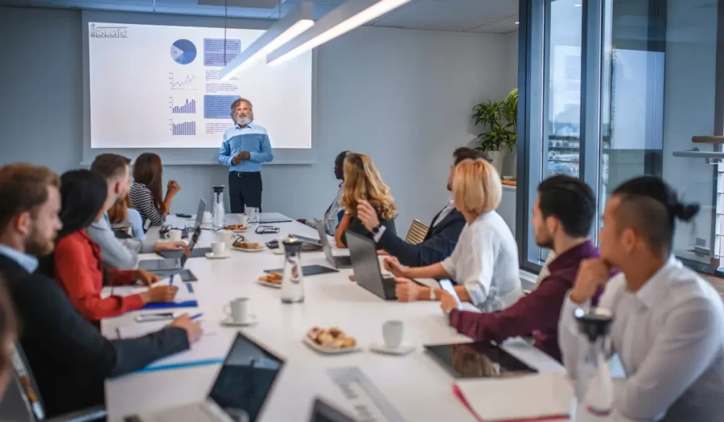 Giving a multimedia presentation through the use of an IFP or a digital board.