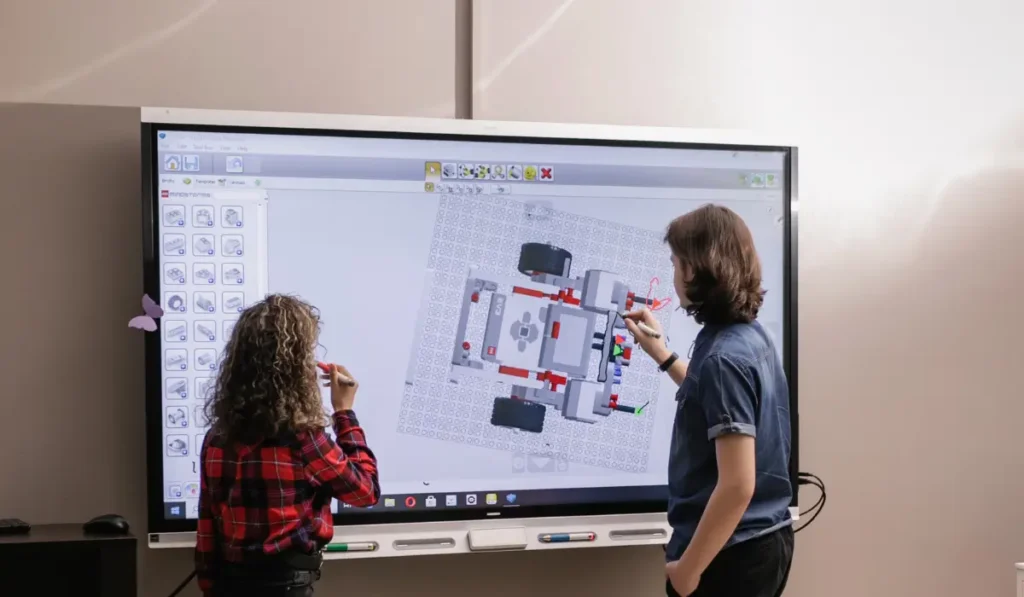 Professional developed Interactive Flat Panel for teachers showcasing the advantages of using an interactive flat panel for education.